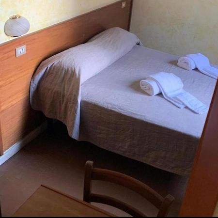 Albergo La Villetta Sarzana Kültér fotó