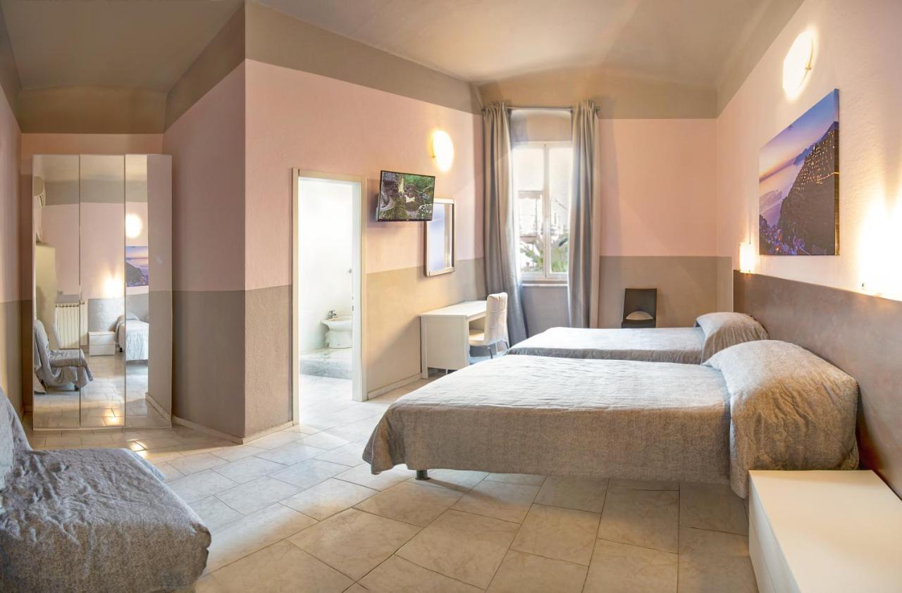 Albergo La Villetta Sarzana Kültér fotó
