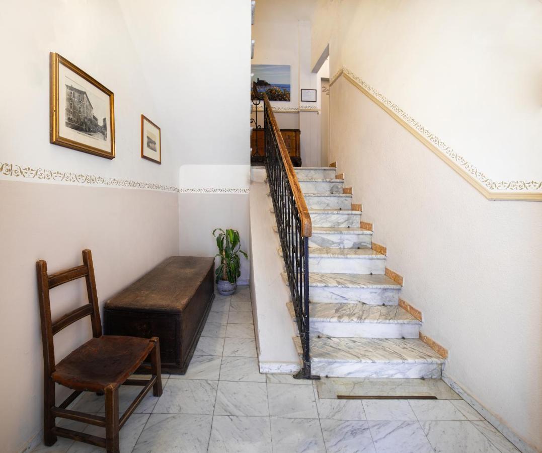Albergo La Villetta Sarzana Kültér fotó