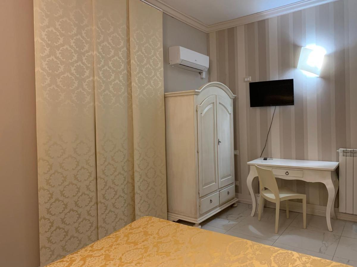 Albergo La Villetta Sarzana Kültér fotó
